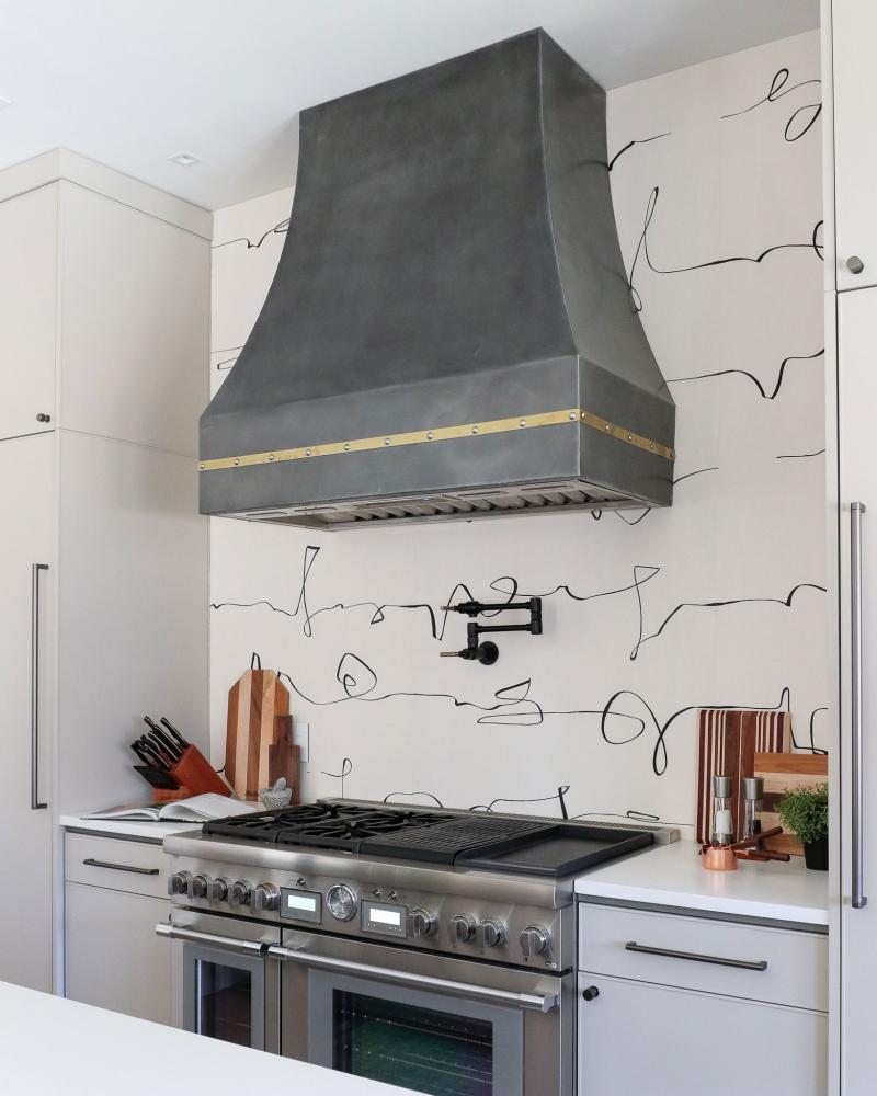 There are some instances when a regular range hood may be better. 