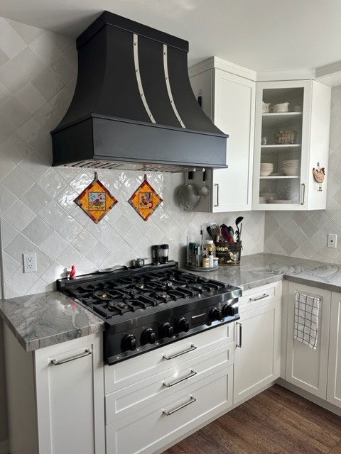 white kitchen grey cabinets