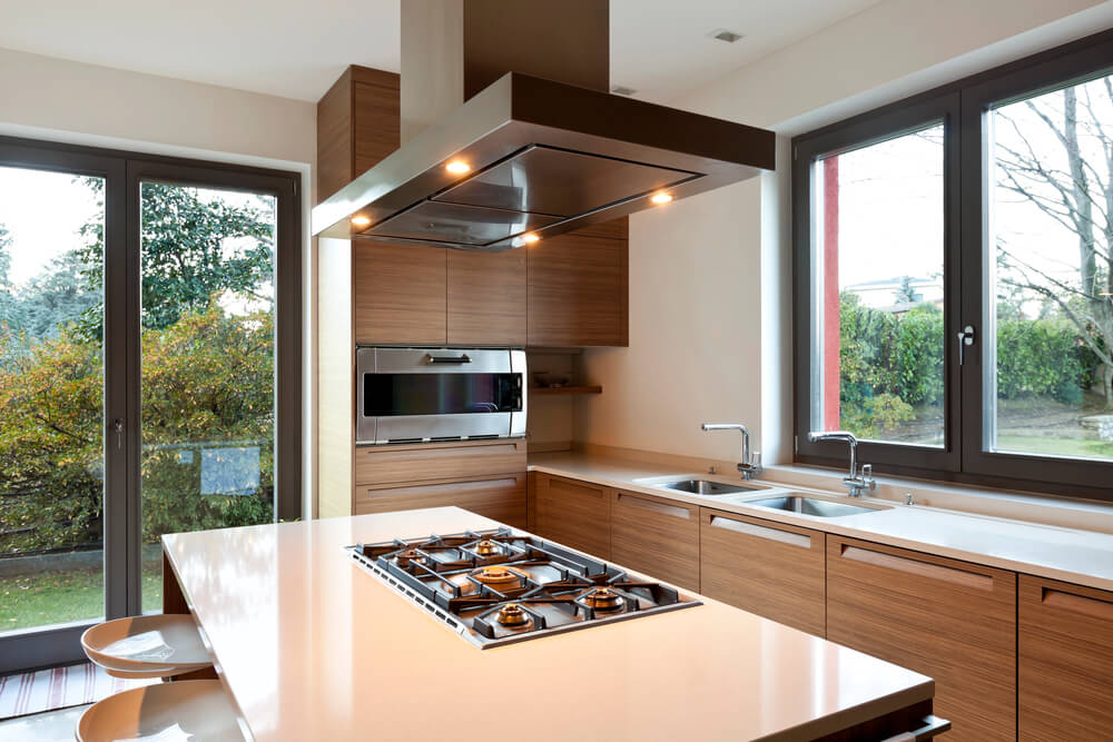 Stainless steel sinks usually look best in a sleek, modern kitchen. 