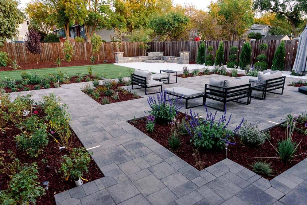 backyard paving