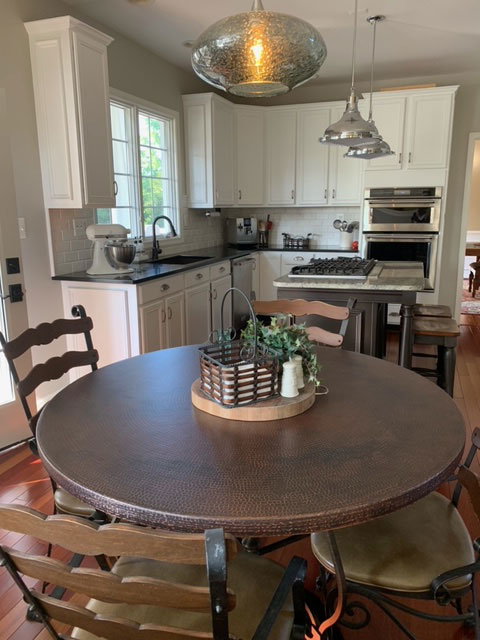 circular kitchen table 