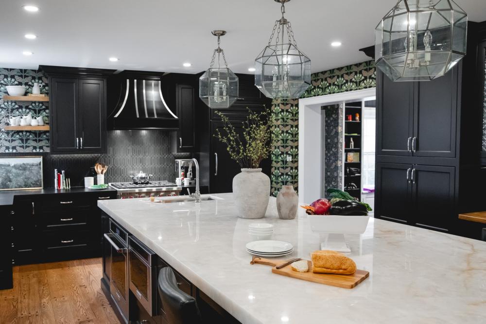 How do I choose the right color for my kitchen?