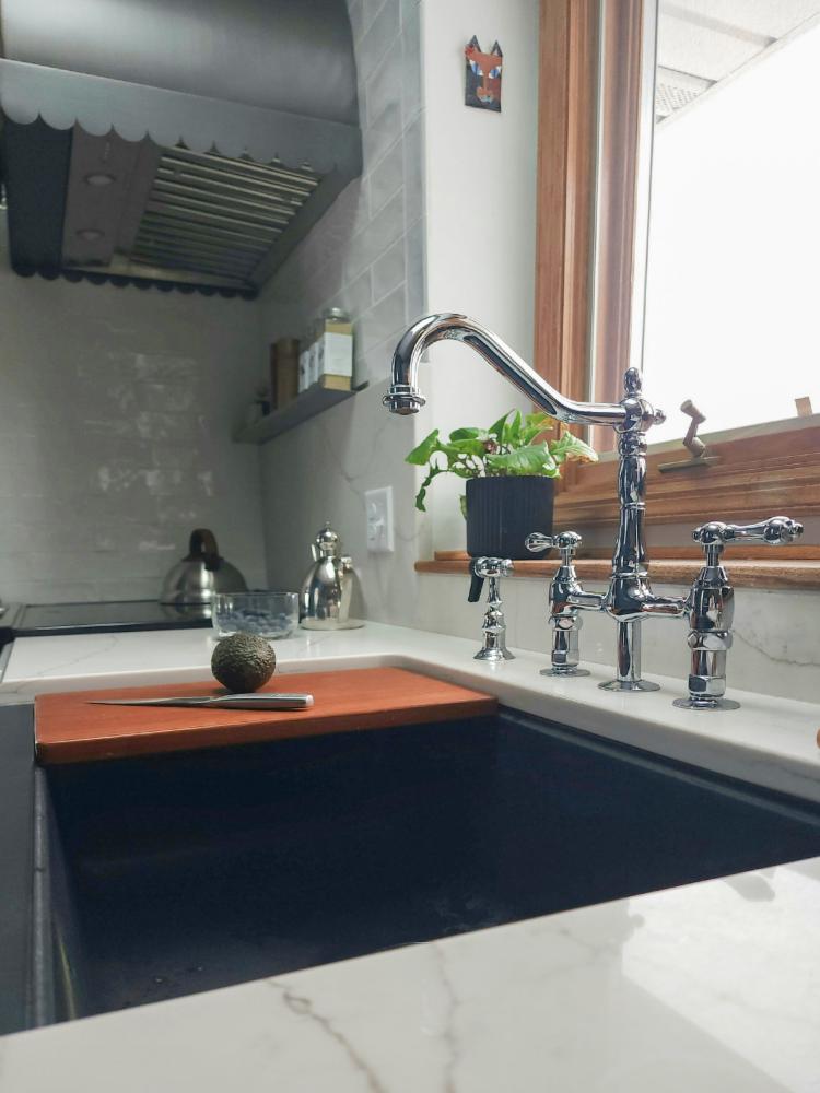 What are the best  kitchen faucet styles?