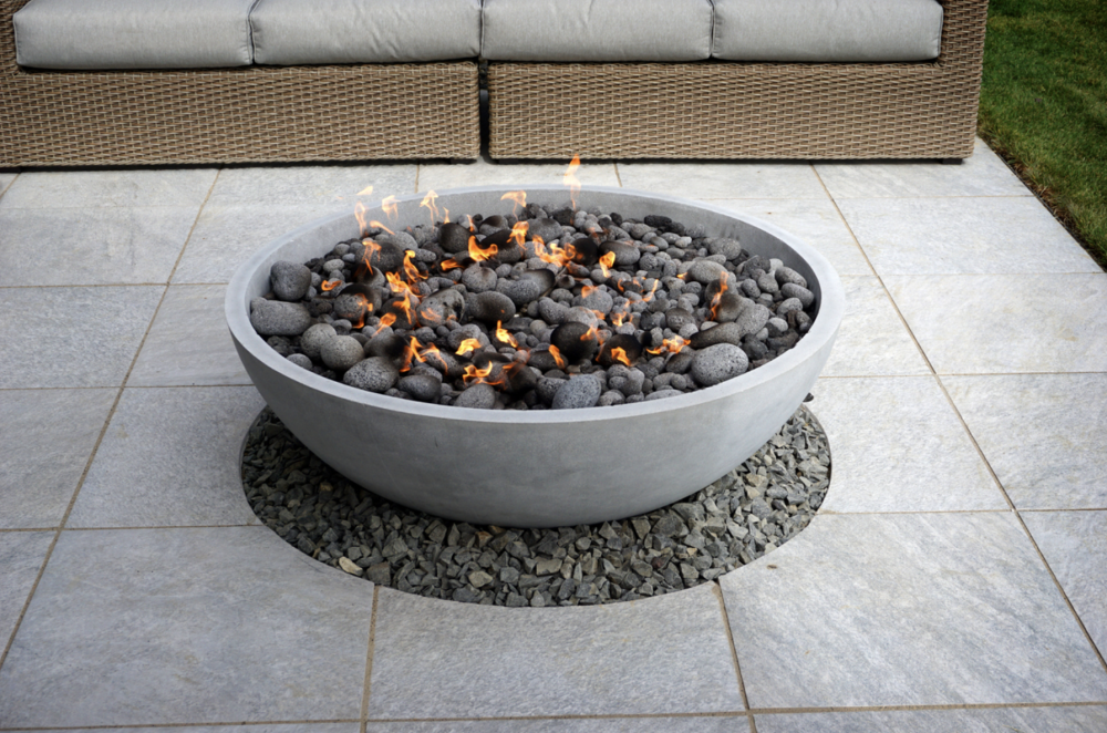outdoor gas patio pit
