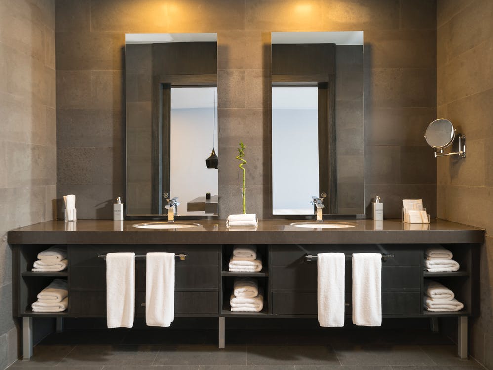 Different lighting can add a luxury touch to a master bathroom. 