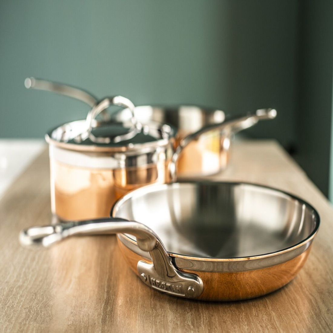 Italian copper kitchenware and artisan cookware