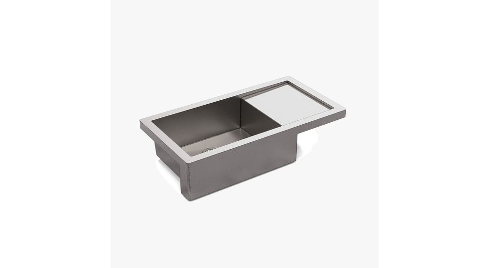 Are Stainless Steel Sinks Out of Style?