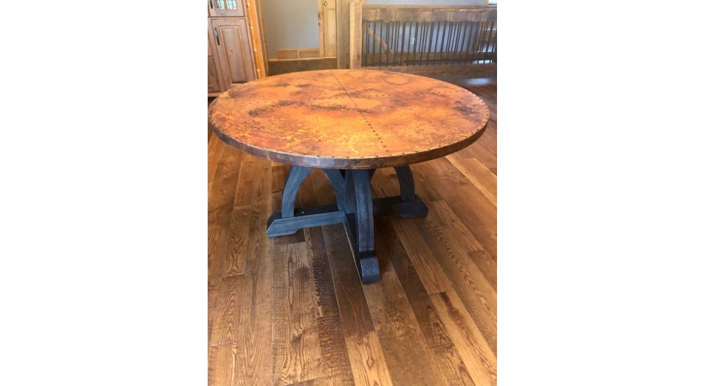 How to choose the perfect copper side table