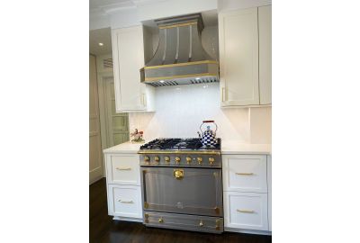 89 Designer Kitchens With Custom Vent Hoods