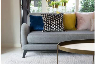 9 Benefits of a Metal Coffee Table