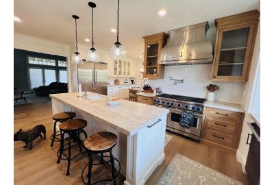 Range Hoods: Essential Guide for Homeowners & Designers
