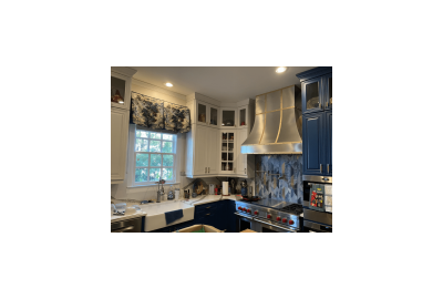 The Best Vent Hoods for Different Kitchen Styles