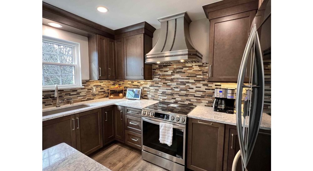 Decorative Range Hoods - A Heirloom Design Strategy 